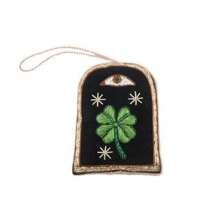 Suspension brodée - Cadre oeil et trèfle