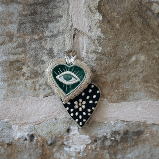 Suspension brodée - Cœur Œil